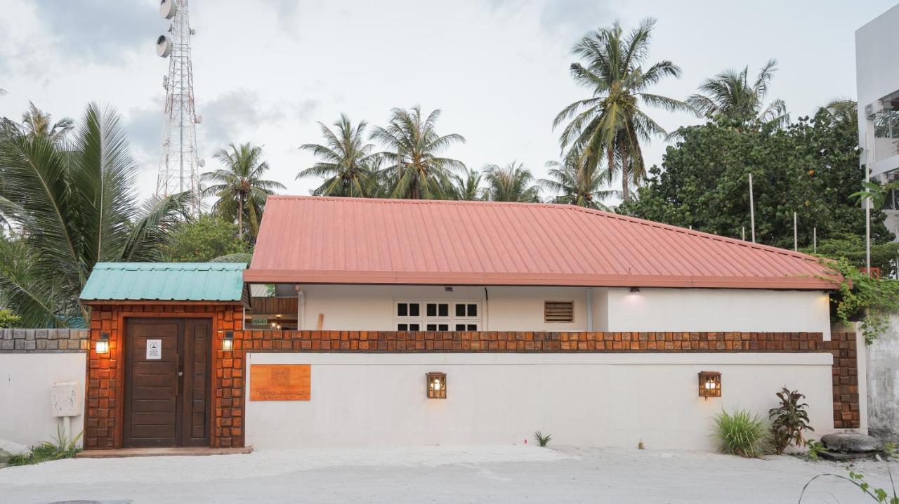 Orimas Retreat Hotel Thulusdhoo Buitenkant foto