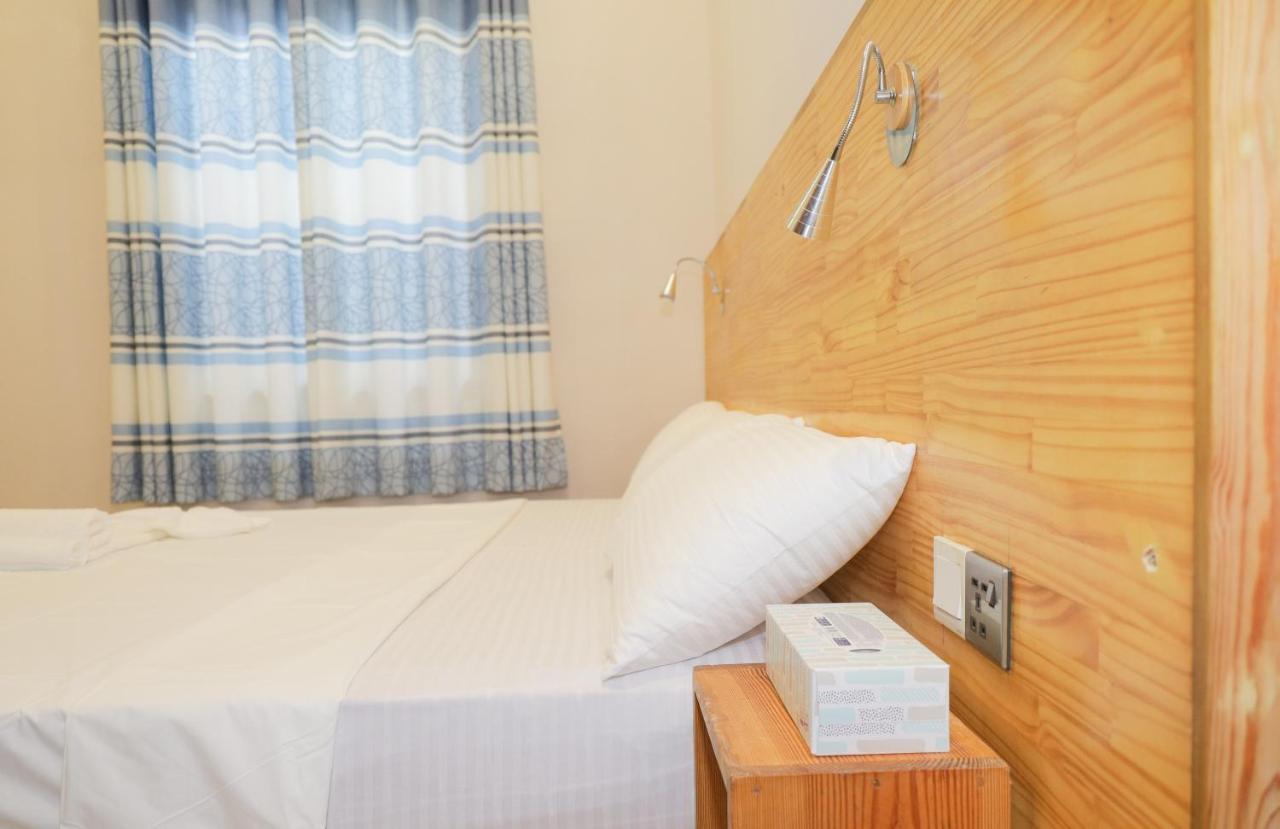 Orimas Retreat Hotel Thulusdhoo Buitenkant foto
