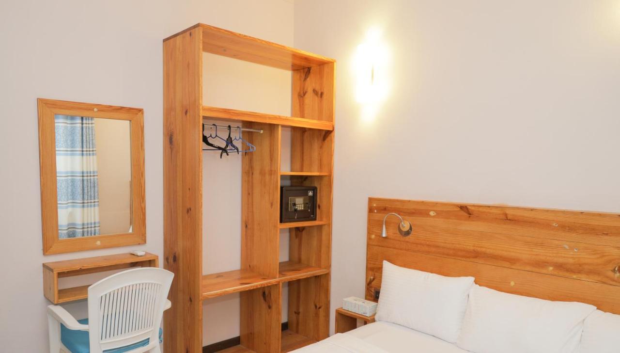 Orimas Retreat Hotel Thulusdhoo Buitenkant foto