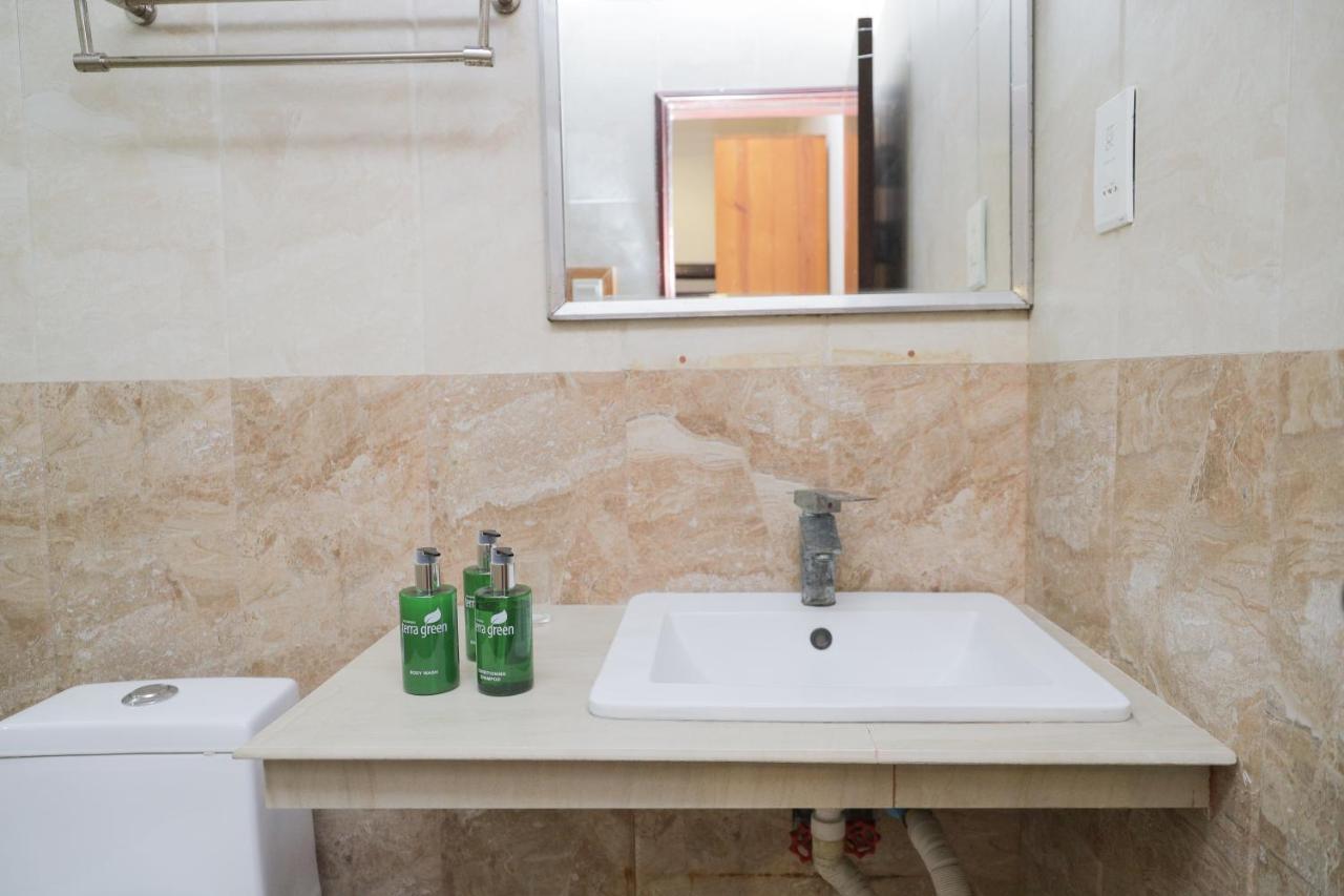 Orimas Retreat Hotel Thulusdhoo Buitenkant foto