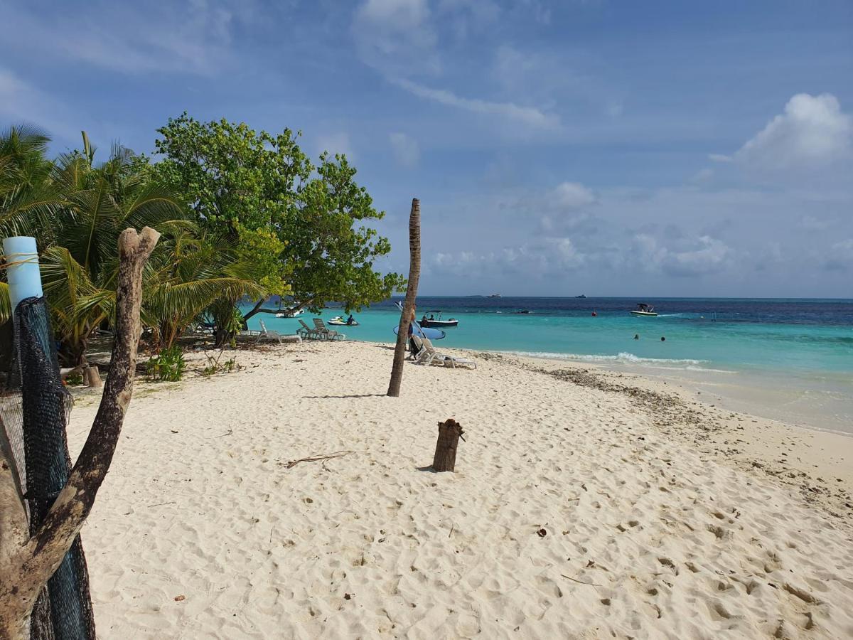 Orimas Retreat Hotel Thulusdhoo Buitenkant foto
