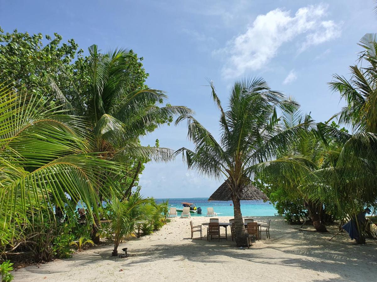 Orimas Retreat Hotel Thulusdhoo Buitenkant foto