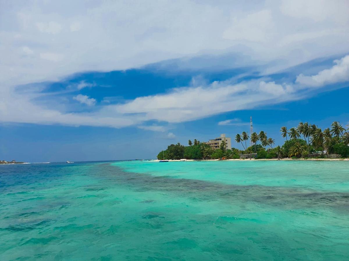 Orimas Retreat Hotel Thulusdhoo Buitenkant foto